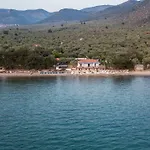 Plaka Ξενοδοχείο με διαμερίσματα