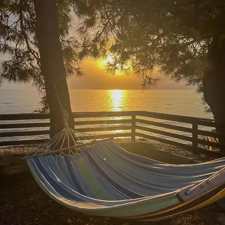 Plaka Апарт-отель 3*