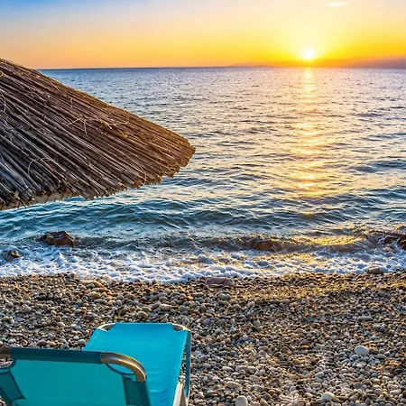 Plaka Ξενοδοχείο με διαμερίσματα
