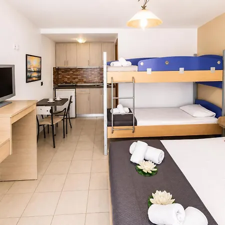 Plaka Σκάλα Καλλιράχης