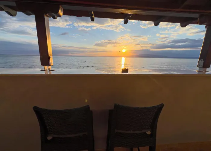 Plaka 3* Skála Kallirákhis