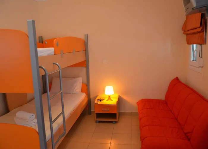 아파트호텔 Plaka 3*